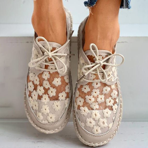 Zapatillas cómodas con flores y apoyo total
