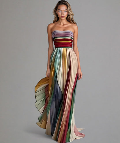 Vestido de fiesta elegante con estampado y pliegues - Vestiria