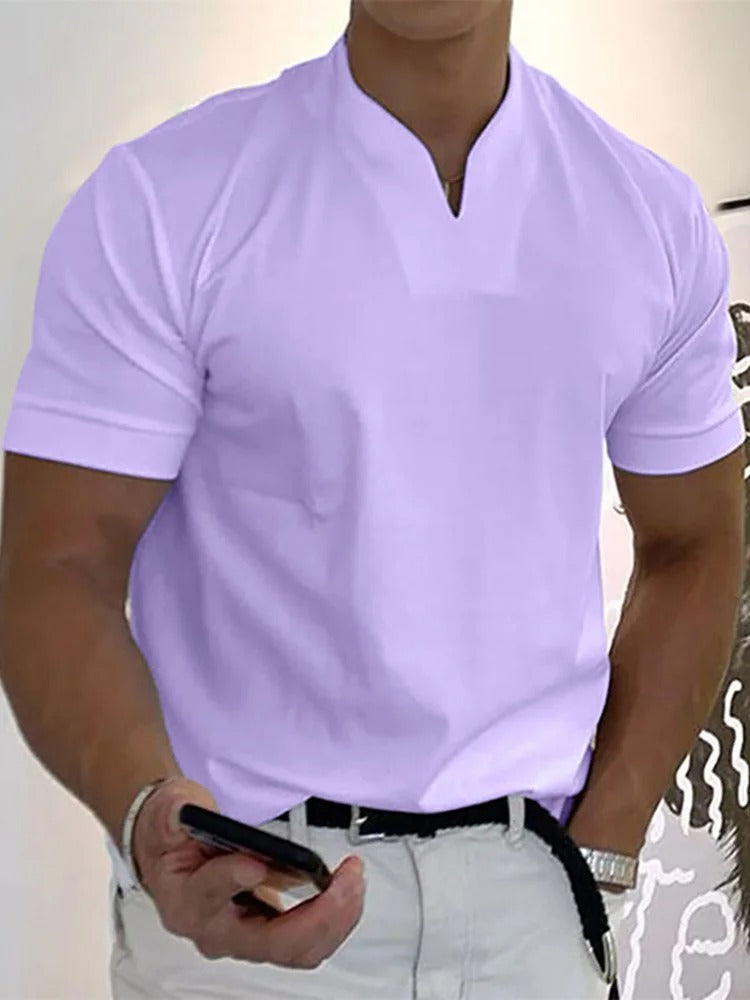 Camiseta deportiva ceñida cuello V hombre