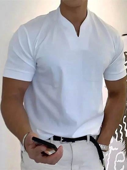 Camiseta deportiva ceñida cuello V hombre