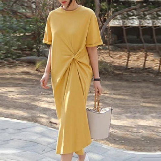 Vestido Midi Elegante con Detalle de Cinturón - Vestiria